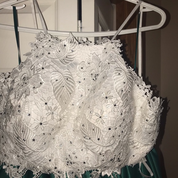 Grad dresses for sell! - Picture 2 of 6